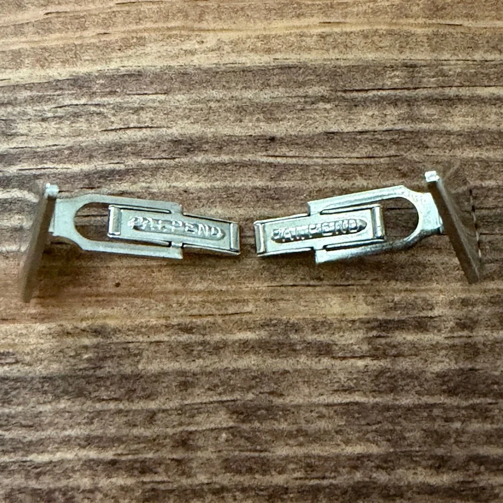 VTG Mid-Century Silver Tone Geometric Tri- Shape Cufflinks Beaded Edge Toggle Bk